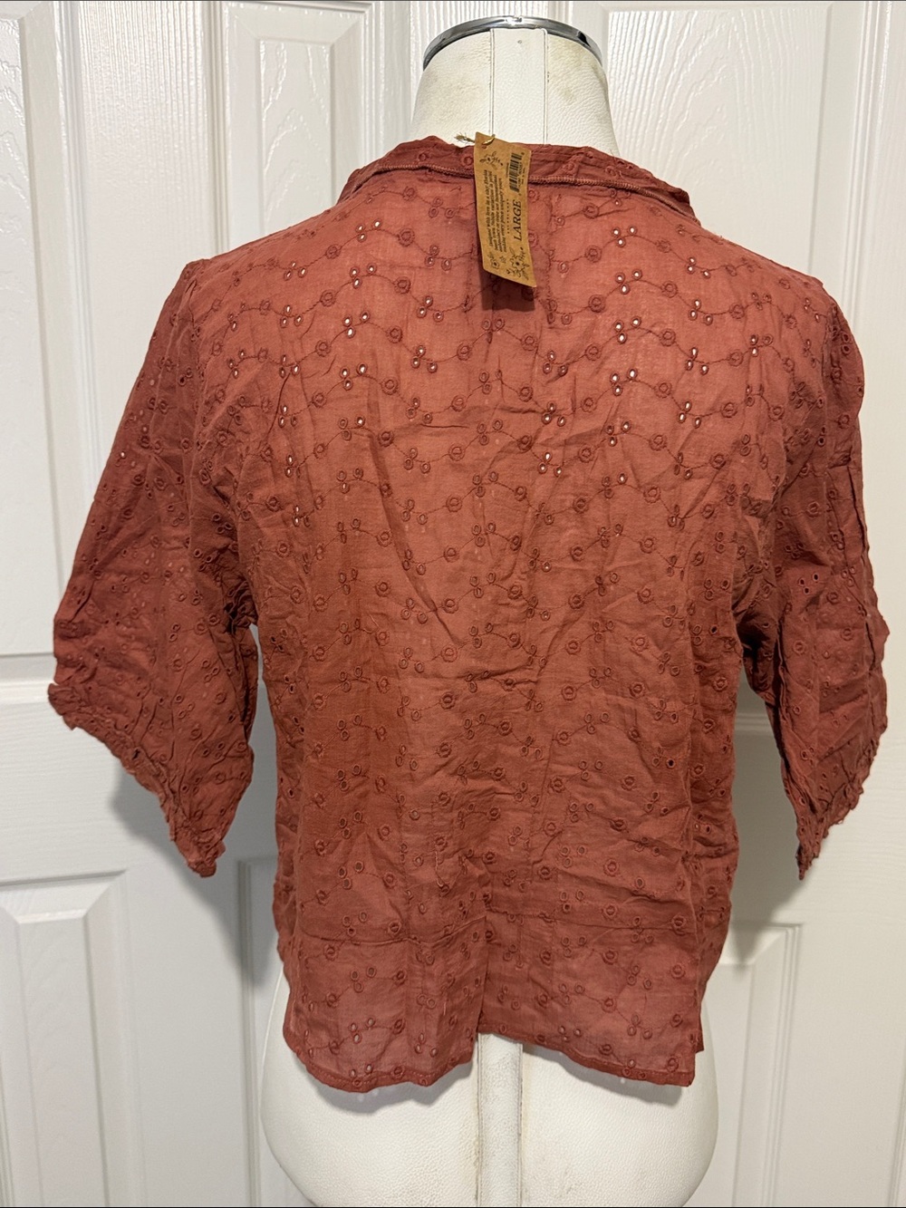 Natural Life My Favorite Cotton Top Eyelet Ruffle Lightweight Feminine - Picture 5 of 6